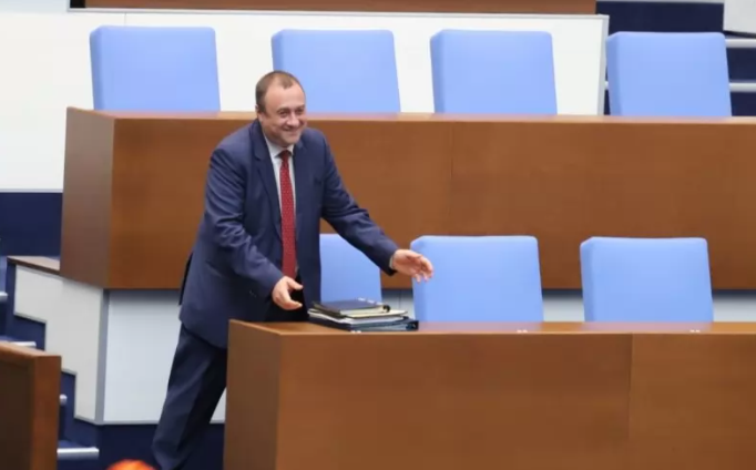 МРРБ е спряло част от продажбите на държавни имоти