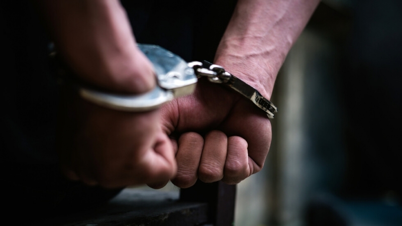 Столични полицаи задържаха мъж извършил серия от грабежи на територията