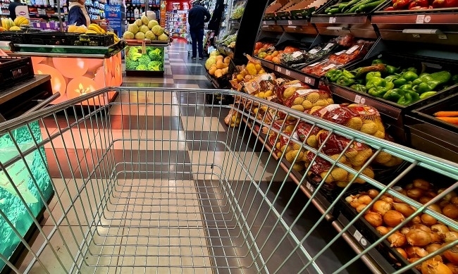 В дните преди Великден поскъпване и поевтиняване на някои