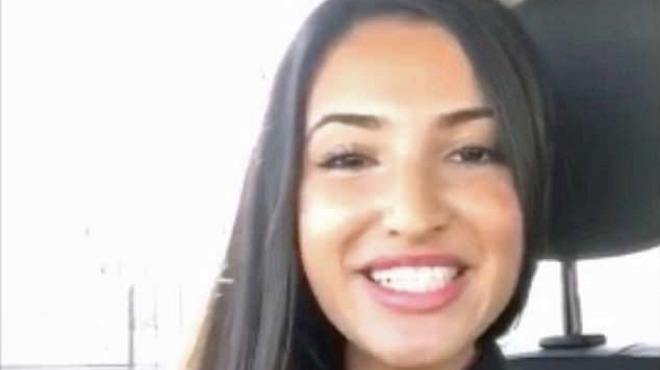 Френска студентка която пусна своята девственост на търг за мераклии