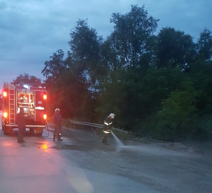 До 10 минути се очаква да бъде отворен международния път