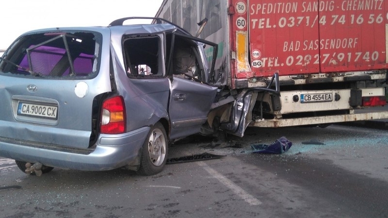 Пиян мъж е катастрофирал в Лом съобщиха от пресцентъра на