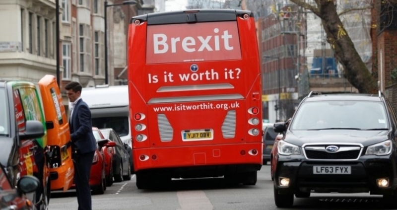 Brexit вече е струвал на британската икономика поне pound 80 милиарда