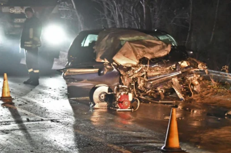 ТИР и кола се удариха на Е 79 между Мездра и