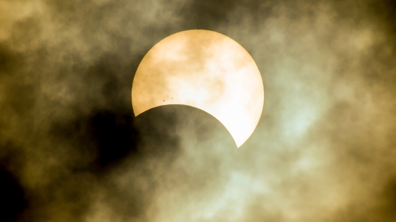 Частично слънчево затъмнение ще бъде видимо за любителите астрономи в