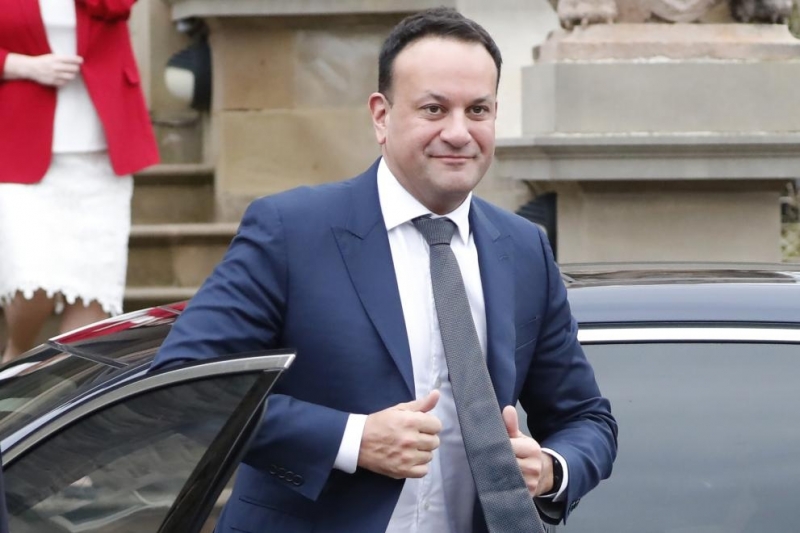 Ирландският министър председател Лео Варадкар обяви оставката си като ръководител на