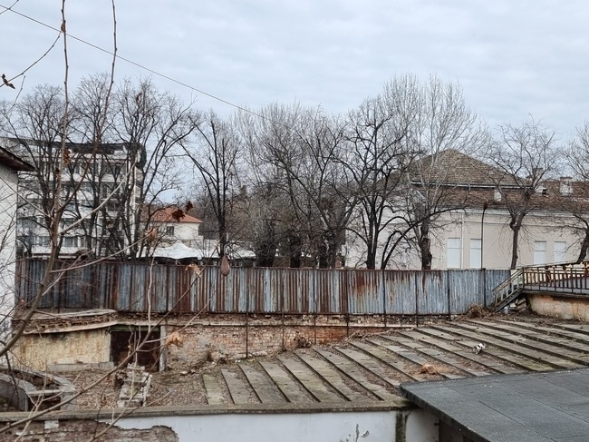 Бившето лятно кино в центъра на Видин окончателно вече е