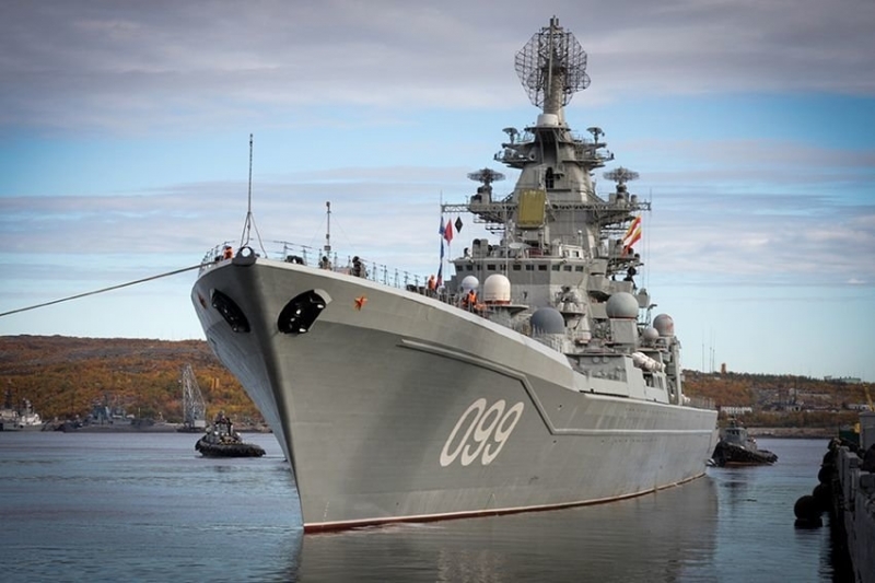 Руският ядрен крайцер Петър Велики ще вземе участие във военни