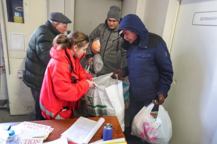 30 български медици са в готовност да тръгнат към засегнатите