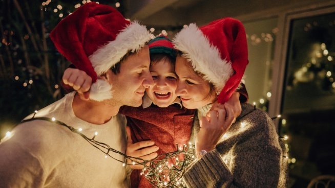 Празничен гайд с 50 забавни активности които да пробвате с