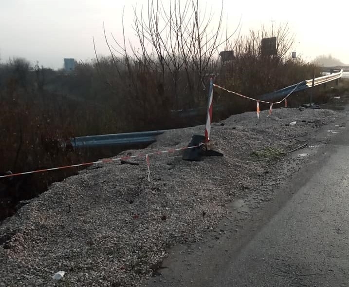 Шофьори се оплакаха от състоянието на пътя между видинските села