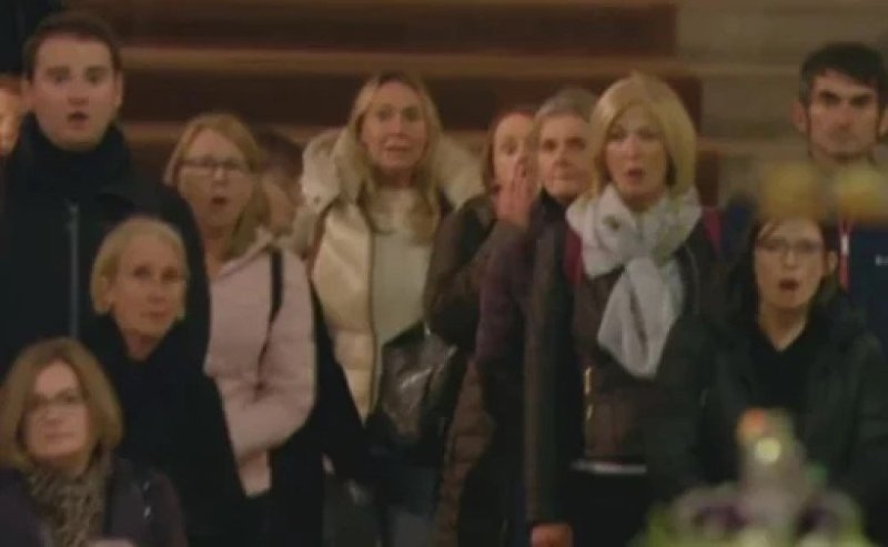 Полицията арестува мъж посегнал на ковчега на кралица Елизабет II