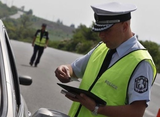 Заловени са 10 нарушители при полицейска акция в Оряхово предадоха