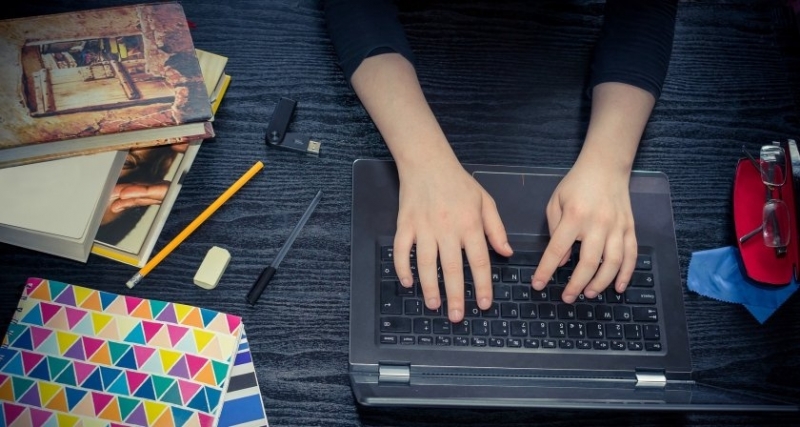 Мярката Родители в заетост е преустановена съобщи зам социалният министър Иван