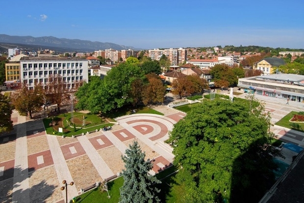 С изключително богата и разнообразна програма ще бъдат отбелязано 45 то