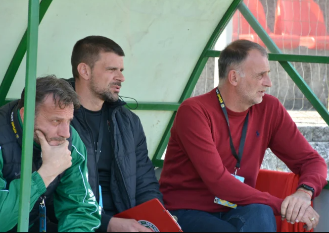 Треньорът на Спортист Своге Ивайло Василев също е опция за