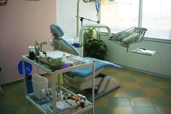 Неизвестен е подпалил зъболекарски кабинет във Видин съобщиха от пресцентъра