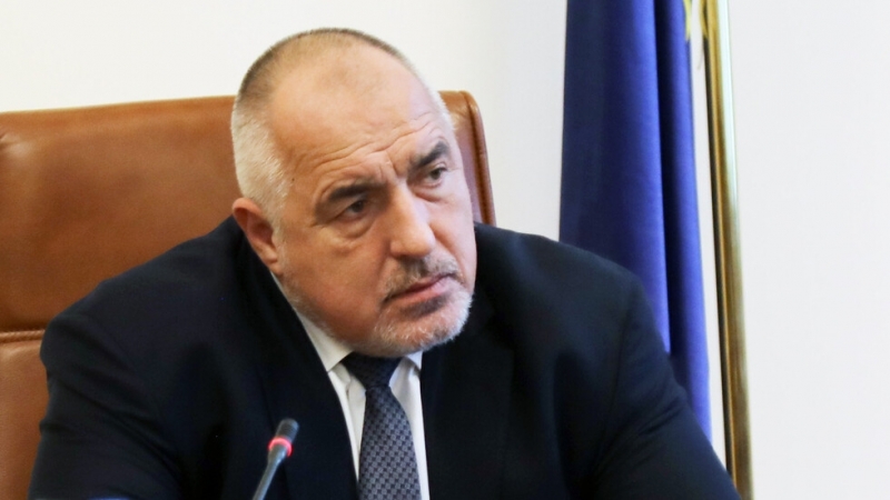 Министър председателят Бойко Борисов разпореди имунизирането с ваксината на AstraZeneca да