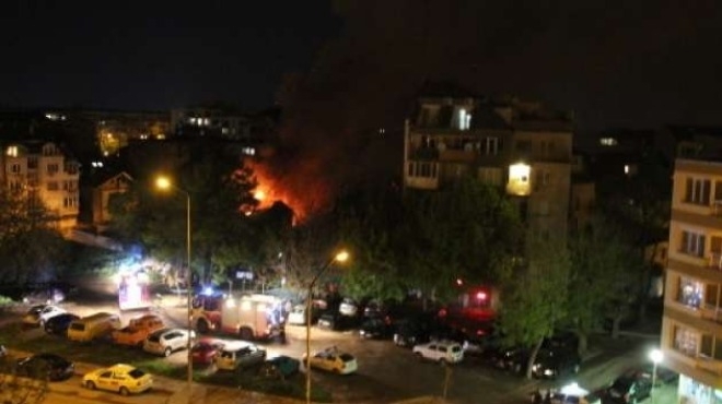 Един човек загина при пожар в Русе тази нощ Жертвата