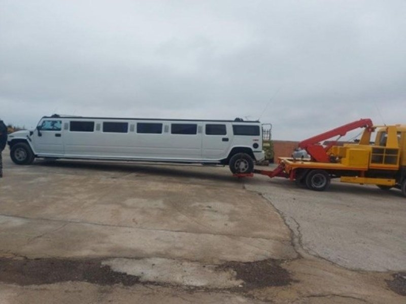 Гранични полицаи разкриха депо за скъпи крадени автомобили в Силистренско