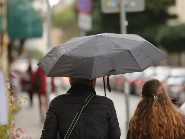 Облачността от запад ще започне да се увеличава и към