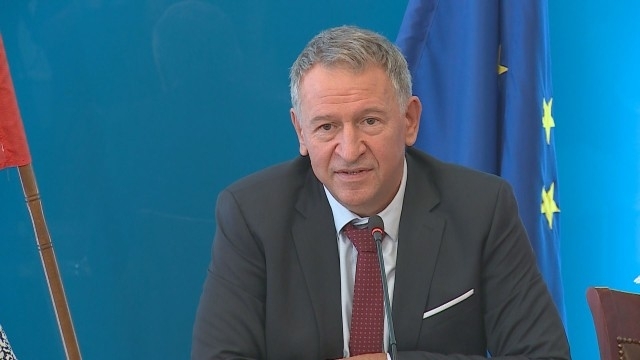 Служебният министър на здравеопазването в служебния кабинет д р Стойчо Кацаров ще