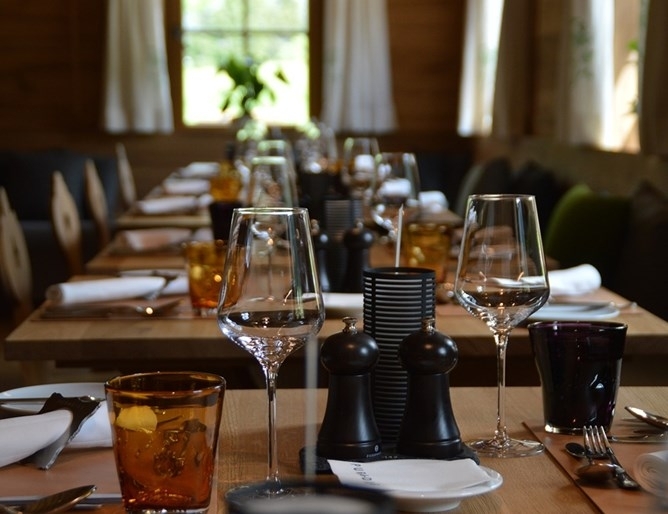 Всички кафенета в Загреб бяха затворени днес за един час