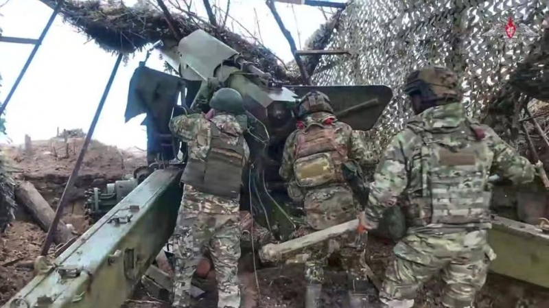 Кремъл принуждава работодателите да изпращат по двама служители за фронта в Украйна