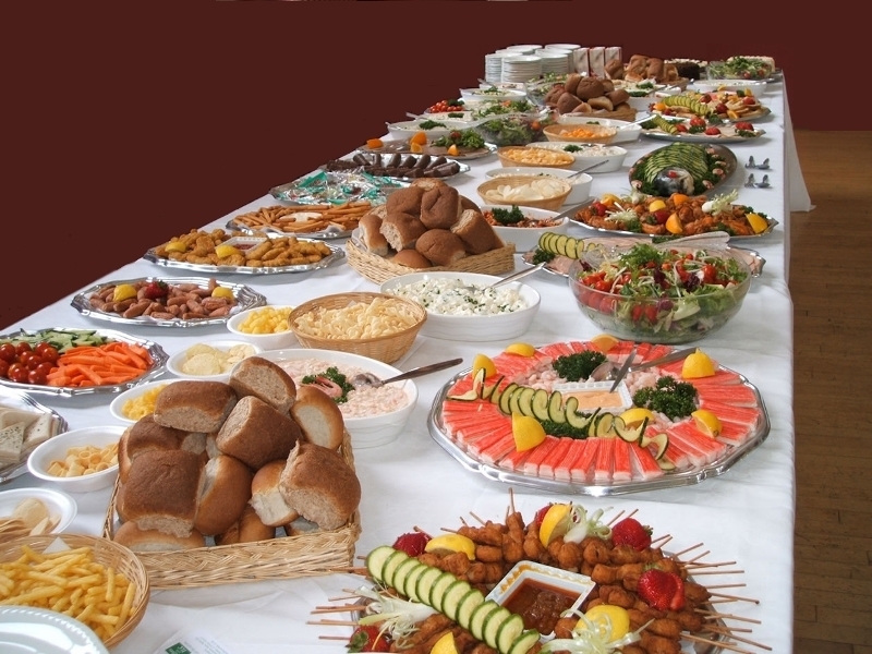 Заради чумата по прасетата все повече ресторантьори и хотелиери намаляват