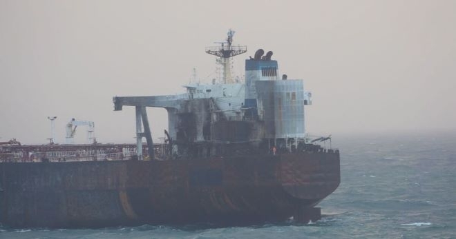 Атакуваният от дронове танкер който вчера пусна котва на по