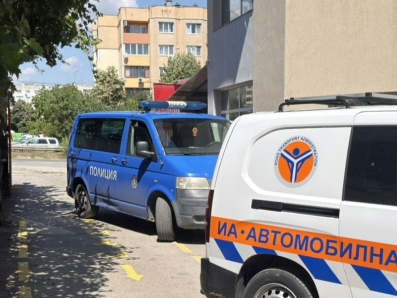Разкриха схема за манипулиране на данни при технически прегледи в София /снимки/