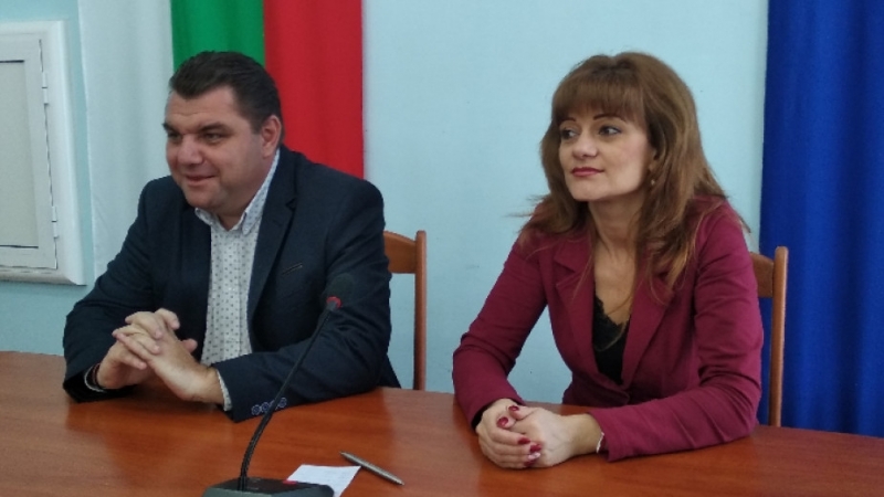 Установени са жителите които са били контактни с мъжа и