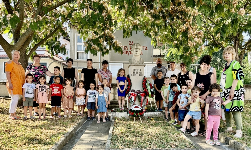 И в Оряхово почетоха паметта на Апостола на свободата Днес честваме