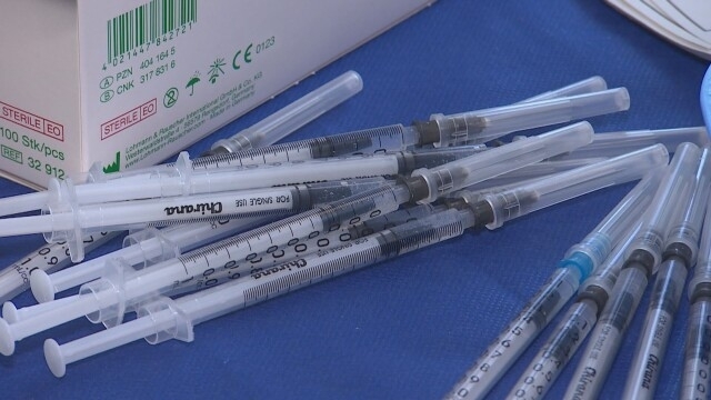 Интересът към ваксините срещу коронавируса се е повишил но не