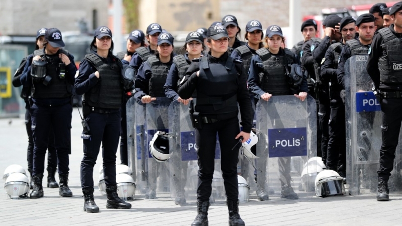 Силите за сигурност в Турция са арестували 38 чужденци по