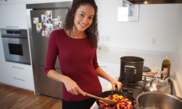 Сигурно си запознат с теорията за връзките на мнозинството от