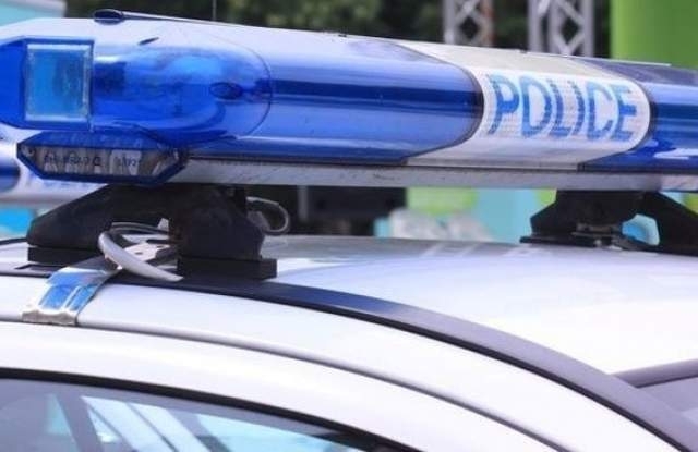 Луда полицейска гонка се разиграва в момента в центъра на