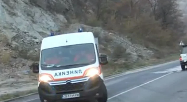 Тежка кататсрофа е станала в Кресненското дефиле съобщиха свидетели Инцидентът