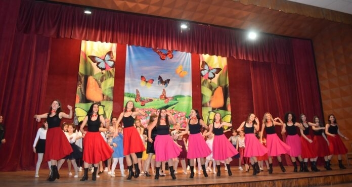 Клуб по спортни танци Астра ще представи традиционния си пролетен