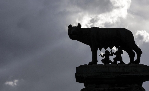 Италианското правителство съобщи че отлага за есента планираните за лятото