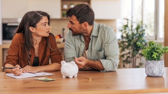 Финансова съвместимост: Как парите могат да създадат или разрушат връзката