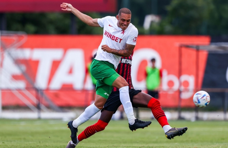 Локомотив София победи Ботев Враца с 1 0 в двубой от