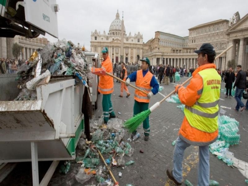 Рим се сблъсква отново със сериозен проблем с боклука Лекари