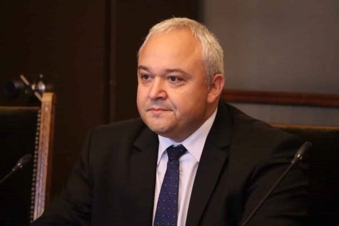 Съдът отмени глоба на Иван Демерджиев от 10 000 лв. за анекса за паспортите