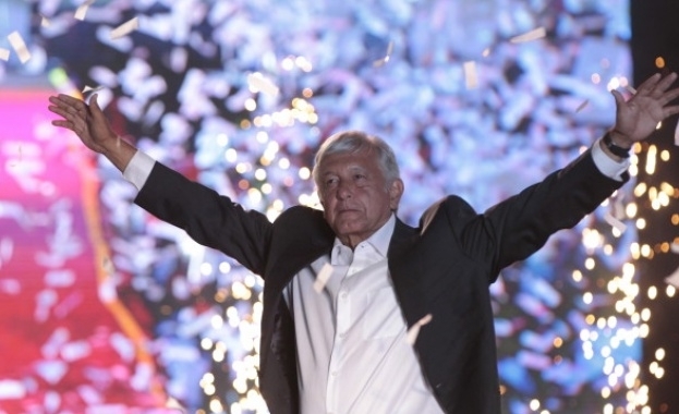 Левият популист Мануел Лопес Обрадор спечели категорично президентските избори в