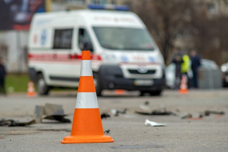 Младеж е ударил 2 годишно дете на улица във Видинско