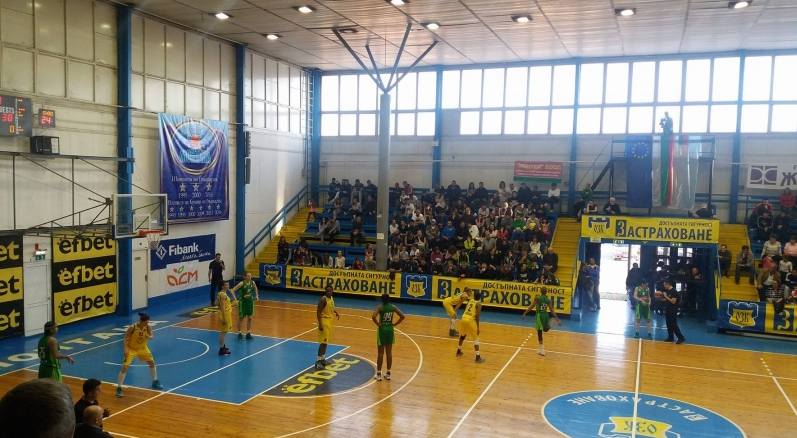 Берое Стара Загора спечели дербито срещу Монтана в първата четворка