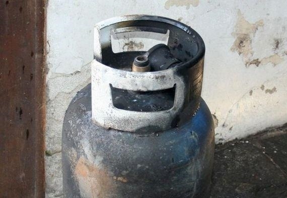 Газова бутилка предизвика пожар в Монтана