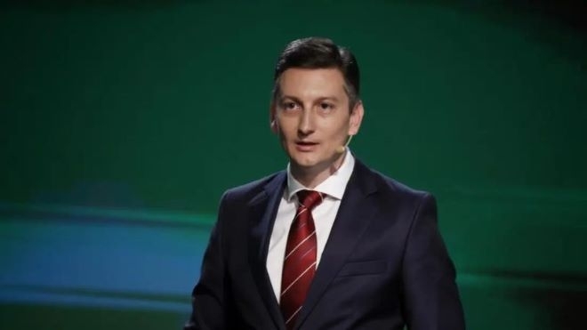 Предстои смяна на ръководството на Информационно обслужване заяви министърът на