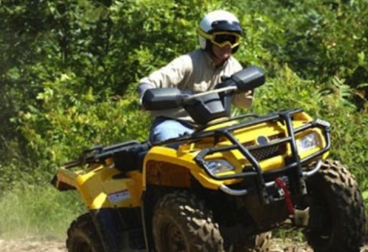 25 годишна жена е загинала след удар в дърво с АТВ